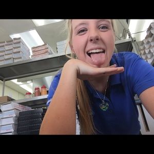 Meet your Posher, Morgan