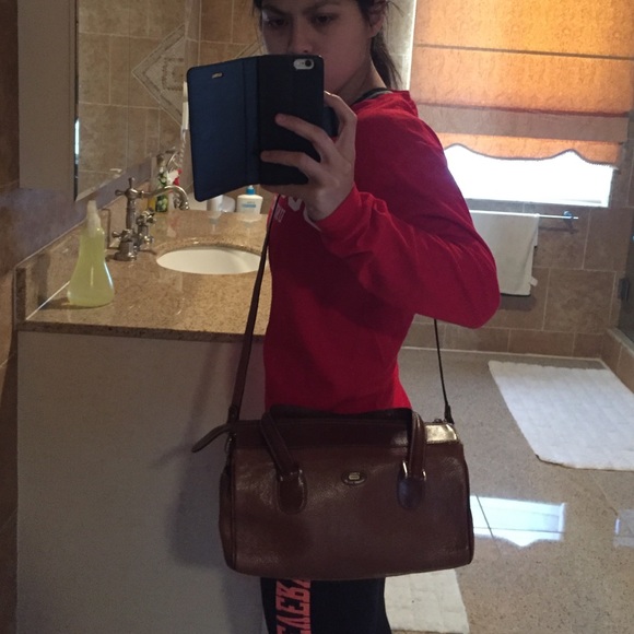 🔴SOLD🔴 Vintage leather Bally crossbody satchel - Picture 3 of 4