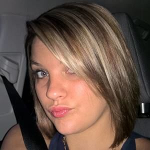 Meet your Posher, Adrienne