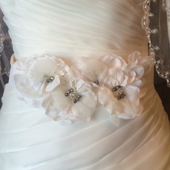 👰🏼Gorgeous Wedding Dress NWT - Picture 3 of 4