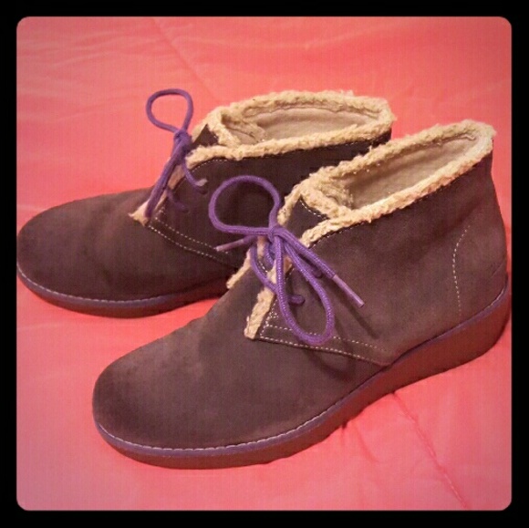 Clarks Girls Grey Suede Shoes