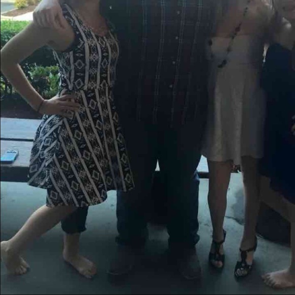 Dress - Picture 4 of 4