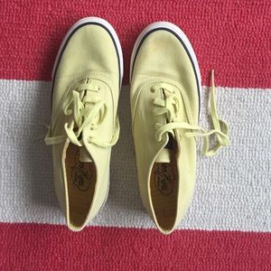 Sperry yellow shoes
