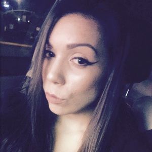 Meet your Posher, Marina