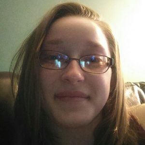 Meet your Posher, Devyn