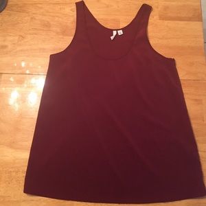 Maroon flowy tank