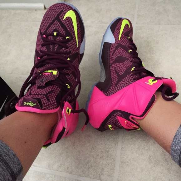 Meet your Posher!!! ❤️💪🏼 - Picture 3 of 3