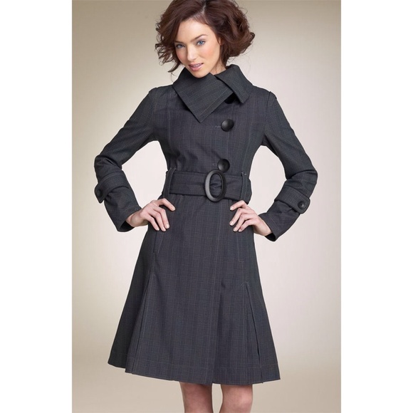 Jackets & Blazers - 💥PRICE DROP💥 Soia&Kyo Assymetrical Trench Coat
