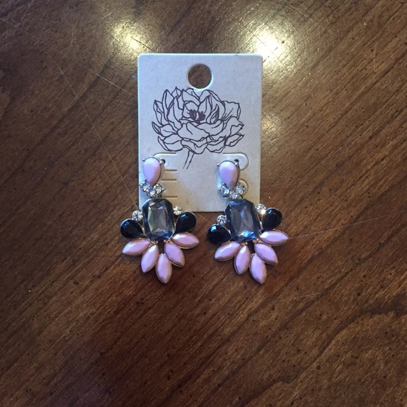 Cute earrings