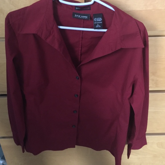 New York &Co  maroon blouse