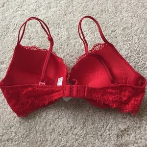 Victoria's Secret Intimates & Sleepwear - VS 'Very Sexy' push-up bra, red lace 34C Victoria's Secret Intimates & Sleepwear - VS 'Very Sexy' push-up bra, red lace 34C