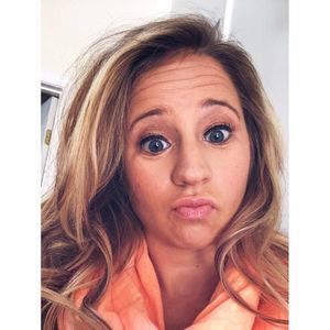 Meet your Posher, Libby