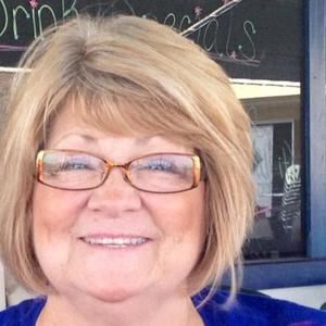 Meet your Posher, Deborah