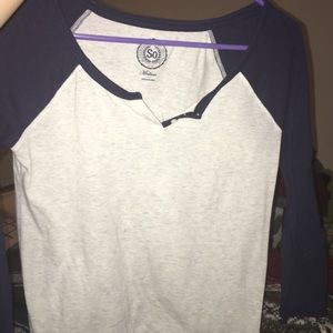 3/4 length sleeve shirt