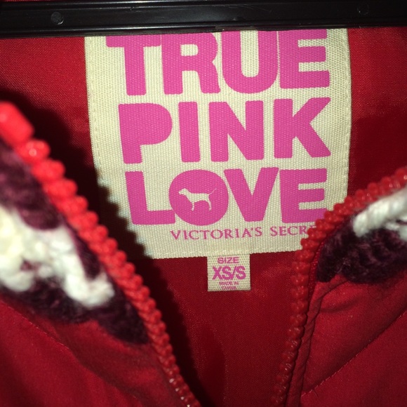 VS Pink Vest size XS/S - Picture 3 of 3