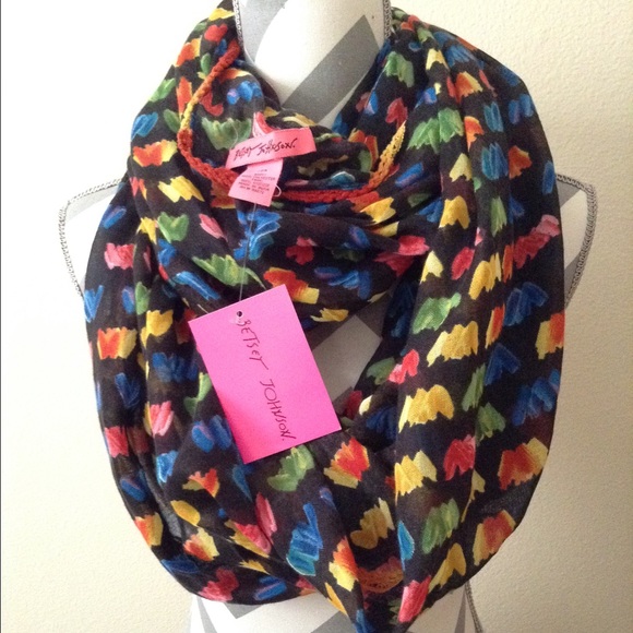 💚Scarf sale💚Betsey Johnson infinity scarf!
