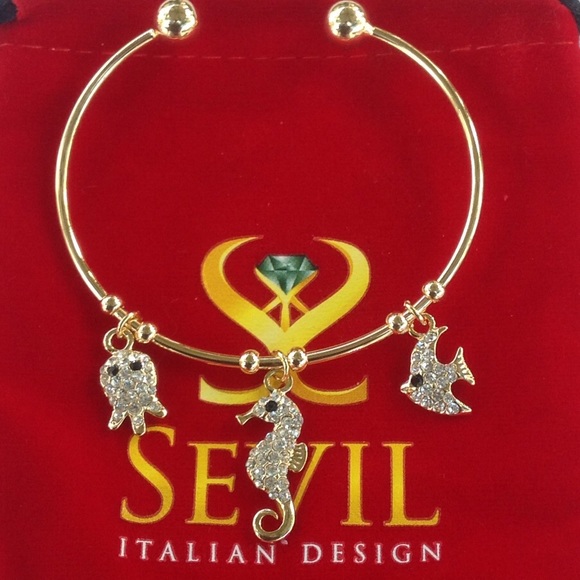 Sea Creatures Charm Bangle - Picture 3 of 4