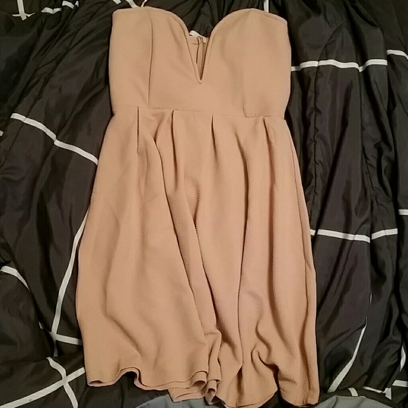 Dress - Picture 2 of 2