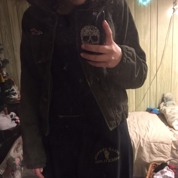 Hollister jacket - Picture 2 of 4