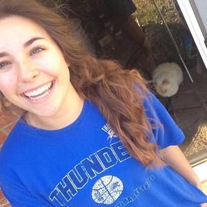 Meet your Posher, Kaitlyn