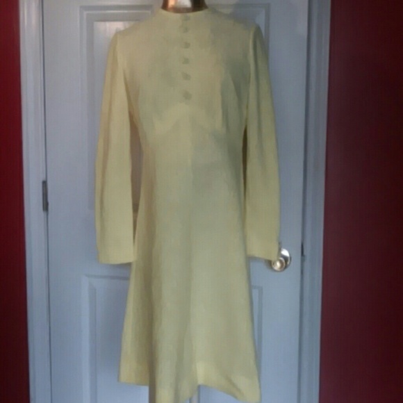 VINTAGE DRESS at its best!! Modern sold - Picture 2 of 4