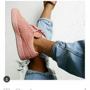 Meet your Posher, Lynnisha