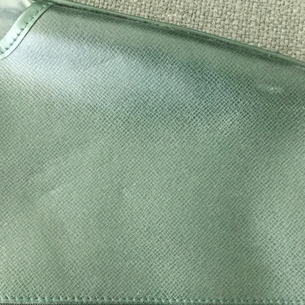Host pick 🎉Louis Vuitton - Picture 7 of 8