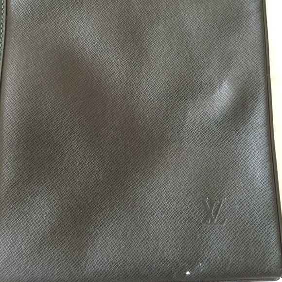 Host pick 🎉Louis Vuitton - Picture 4 of 8