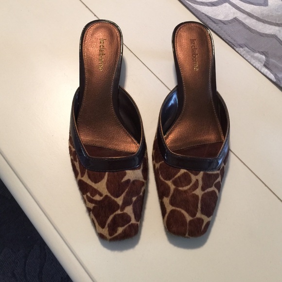 Liz Claiborne Kitten Heels Size 7.5 M