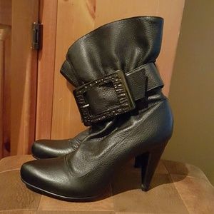 Black Bakers ankle boots size 6.5