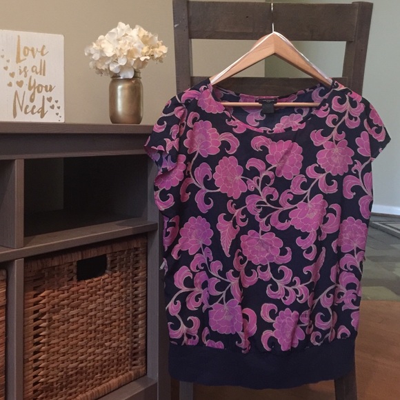 Ann Taylor size large top