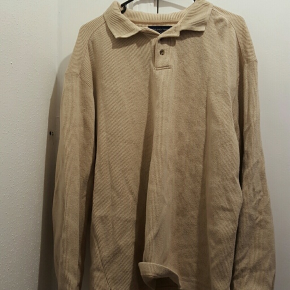 Long sleeve polo shirt