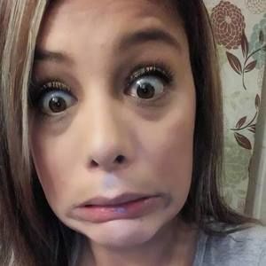 Meet your Posher, Elena