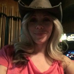 Meet your Posher, Sally