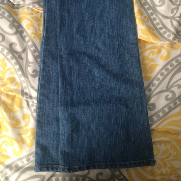 Jeans - Picture 3 of 3