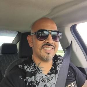 Meet your Posher, Randall