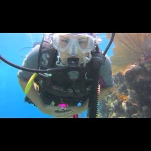 Meet your Posher, Carole