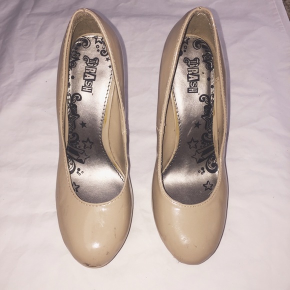 Nude Heel - Picture 2 of 2