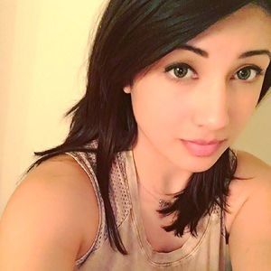 Meet your Posher, Valerie