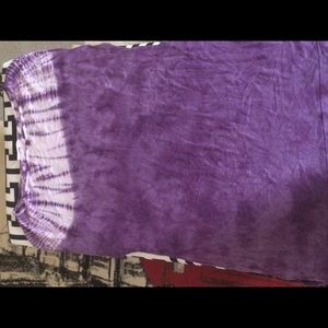 purple short sleeve shirt