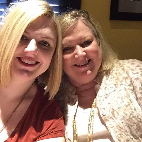 Meet your Posher, Carol