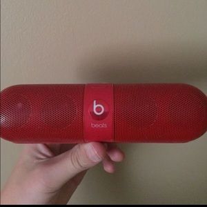 Beats by dre beats pill 2.0