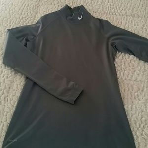 Nike women's warm undershirt