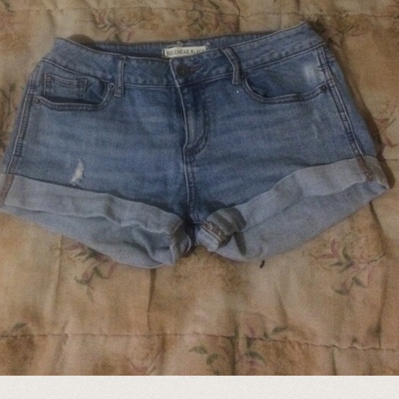 Shorts - Picture 4 of 4