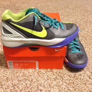 Nike hyperspike shoes