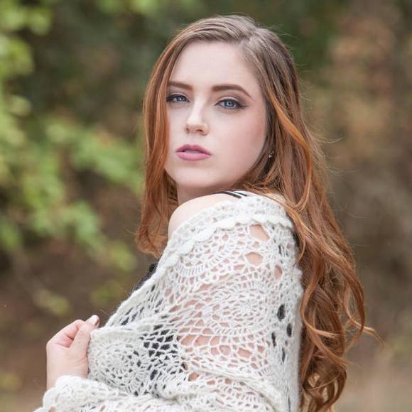 Meet your Posher, Haley