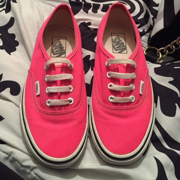 Hot pink vans 7.5
