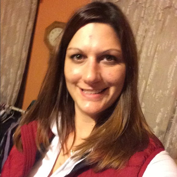 Meet your Posher, Kristie - Picture 1 of 1