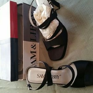 Black satin strappy dress shoes