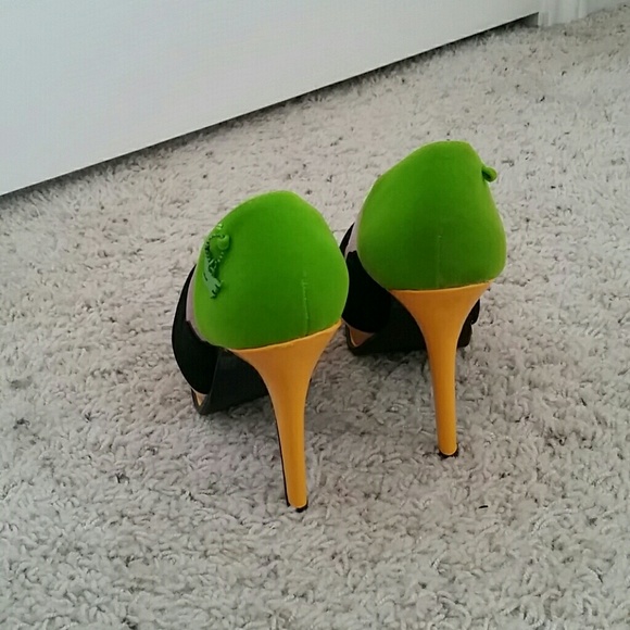 Multicolored heels - Picture 3 of 4